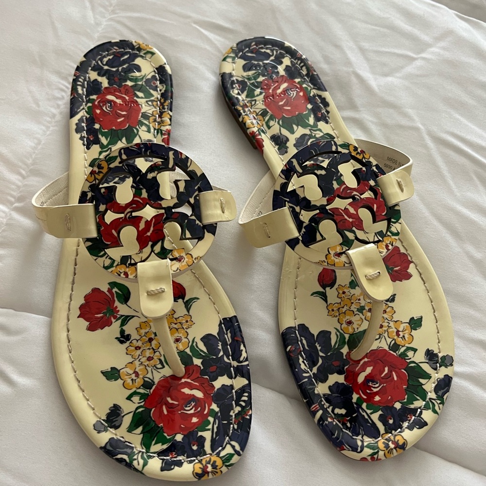 Tory Burch women Miller sandal size 8